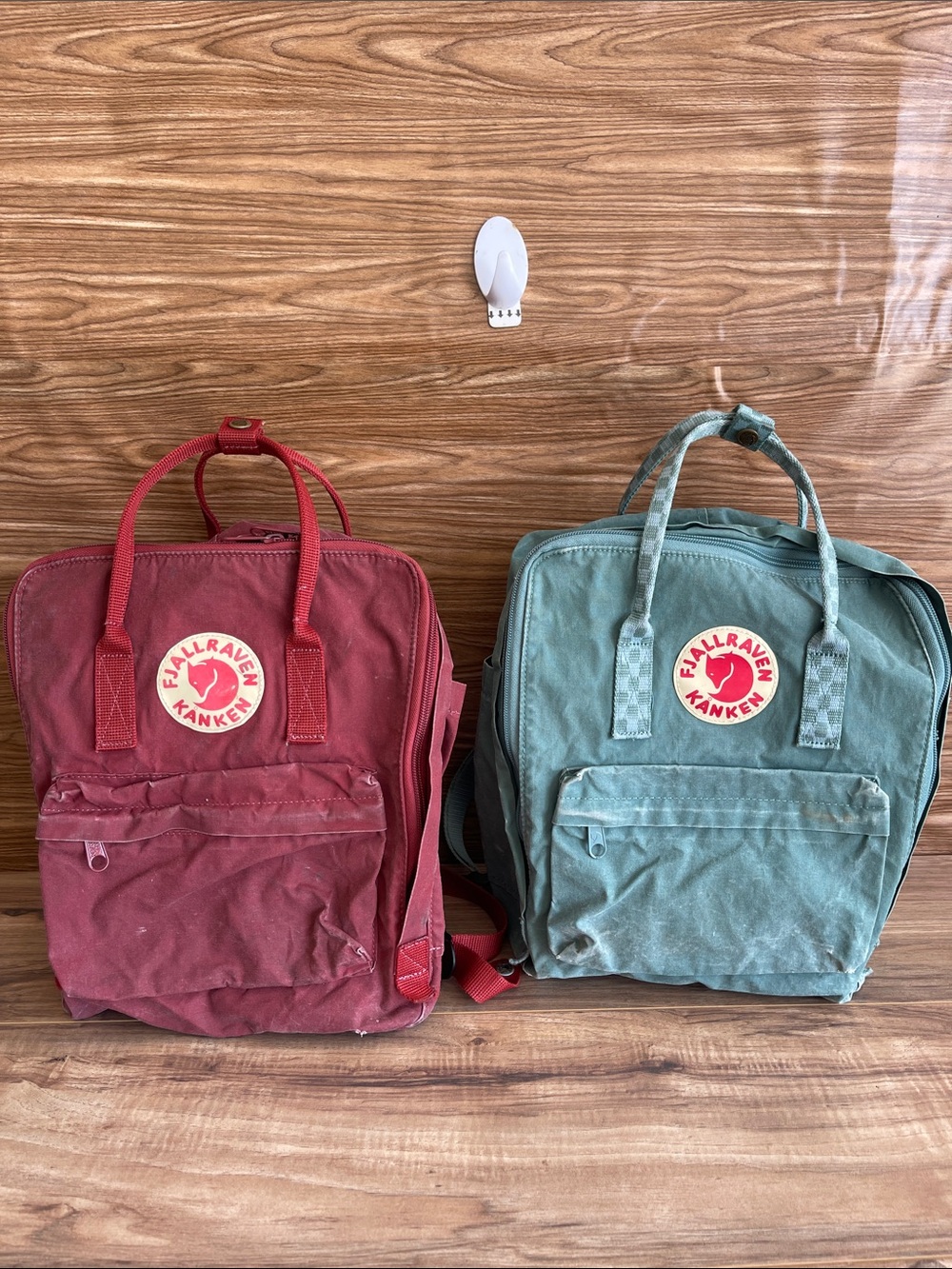 Pre-owned Lot Of 2 Fjallraven Kanken Green/ red Backpack Hiking Outdoor School